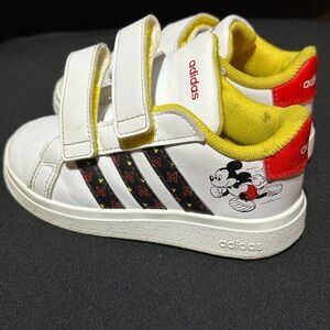 Adidas Kids White and Red Mickey Mouse Sneakers